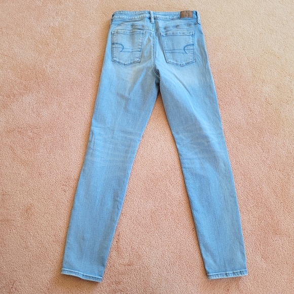 AMERICAN EAGLE Ne(x)t Level Stretch Hi-Rise Jegging High Waist Light Wash Jeans - Picture 2 of 8